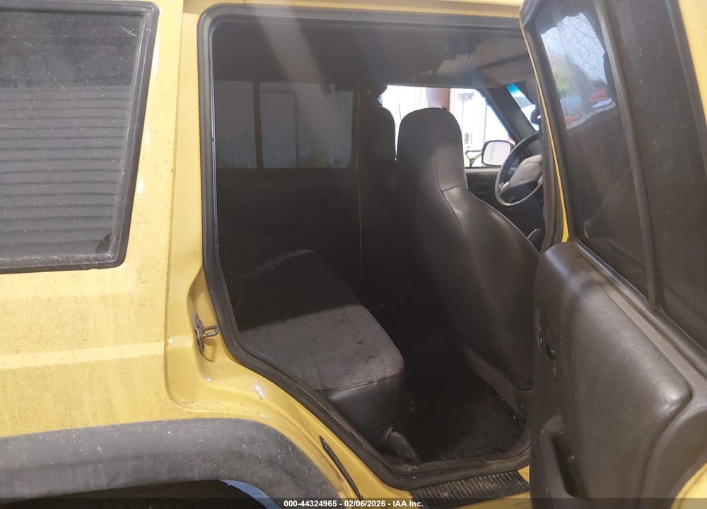 2000 JEEP CHEROKEE SPORT VIN: 1J4FF48S4YL207985