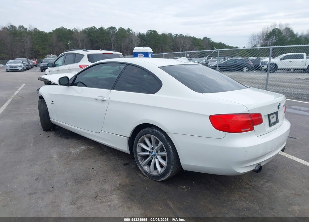 2011 BMW 335I XDRIVE VIN: WBAKF9C50BE262073