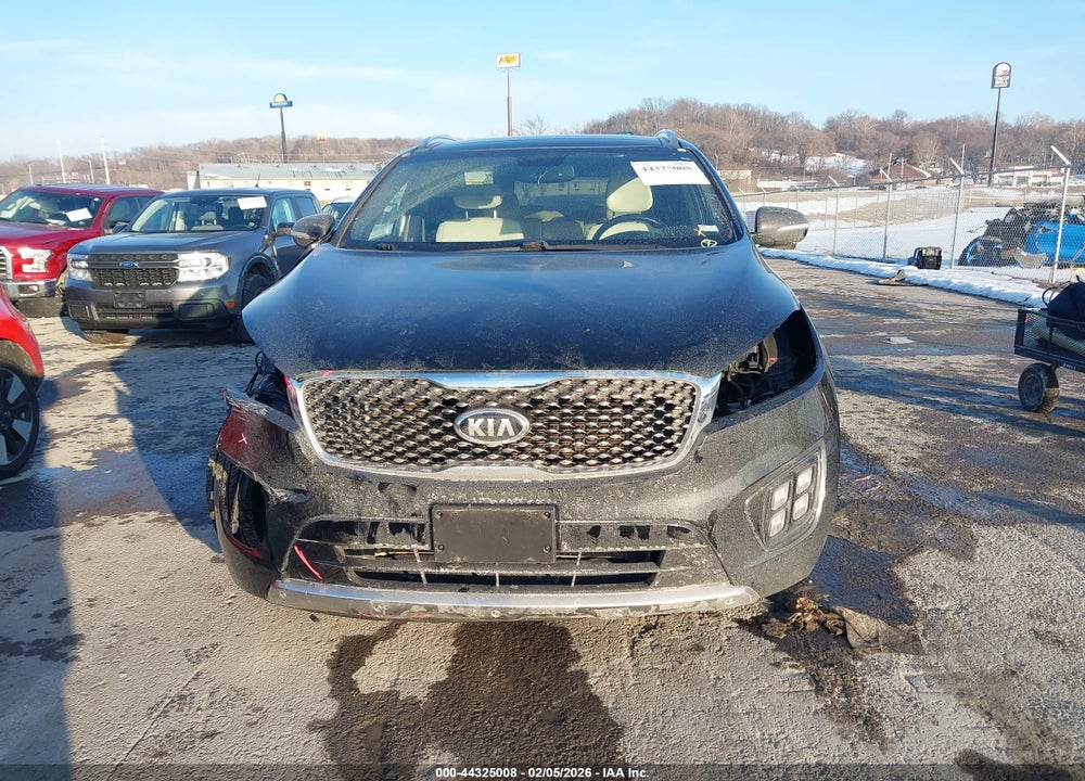 2016 KIA SORENTO 3.3L SXL VIN: 5XYPKDA57GG014069