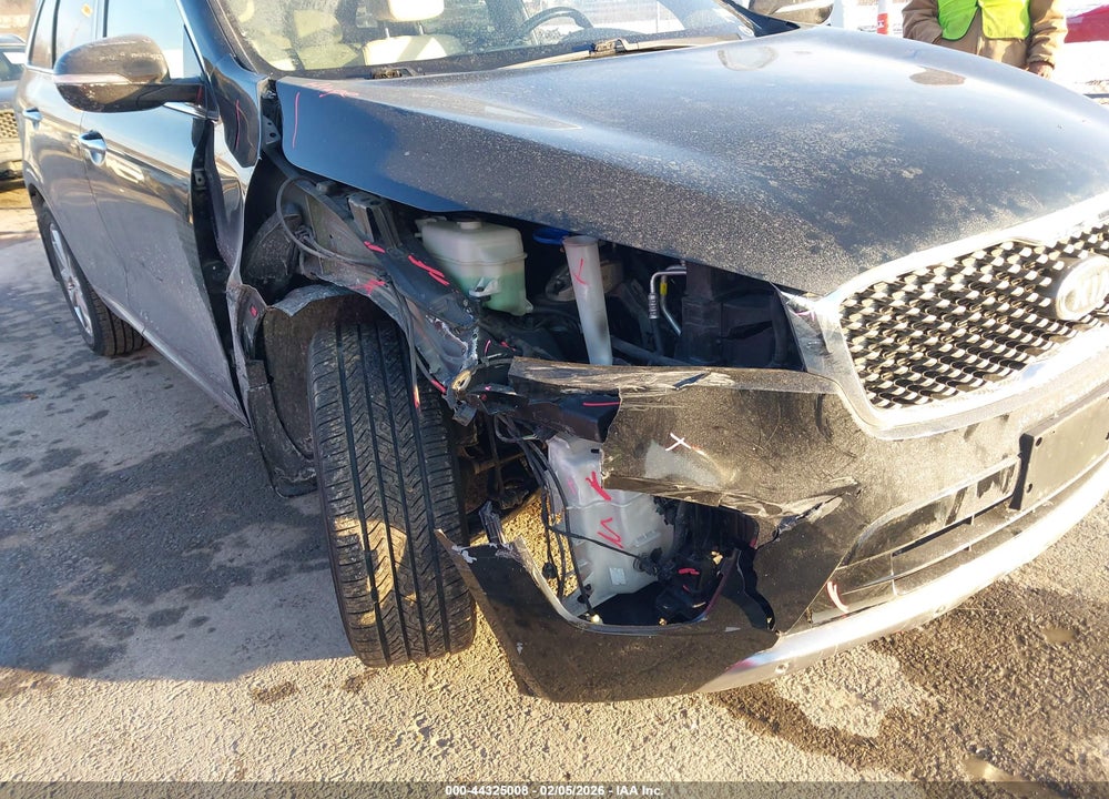 2016 KIA SORENTO 3.3L SXL VIN: 5XYPKDA57GG014069