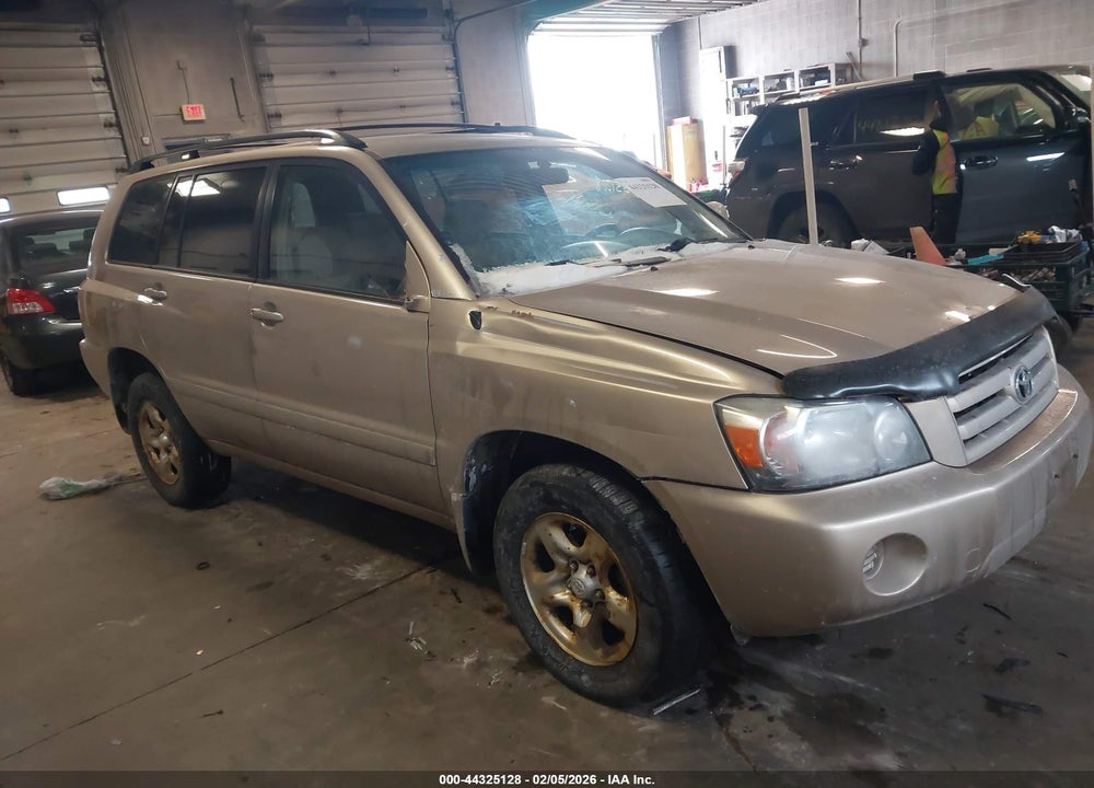 2004 TOYOTA HIGHLANDER VIN: JTEHD21A940032926
