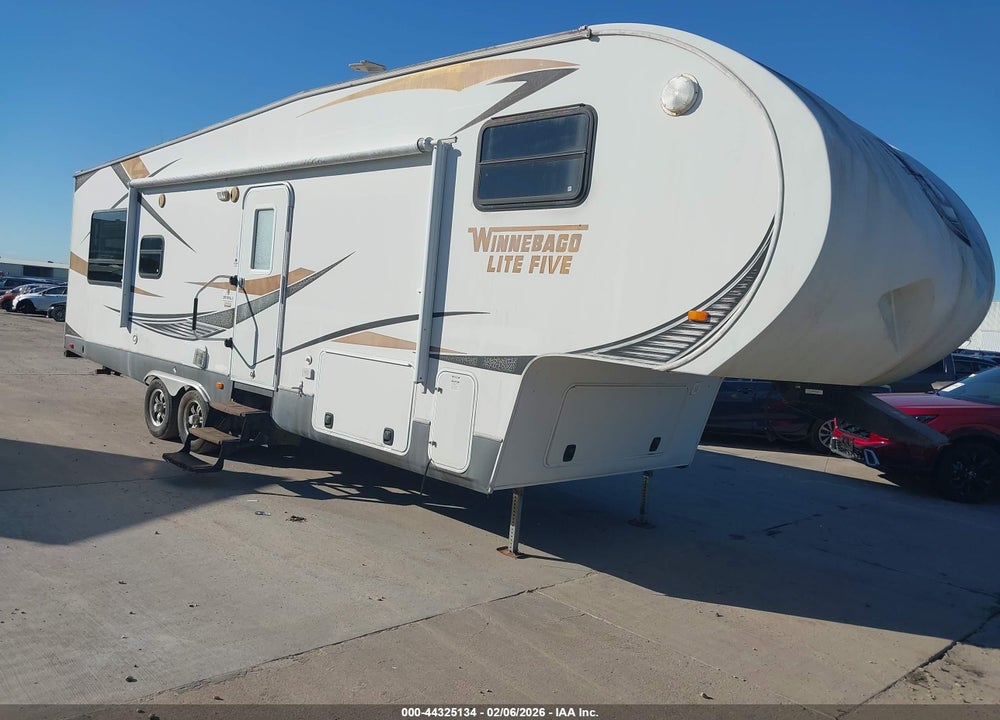 2012 WINNEBAGO LITE FIVE VIN: 54CBG0R2XC1A85858