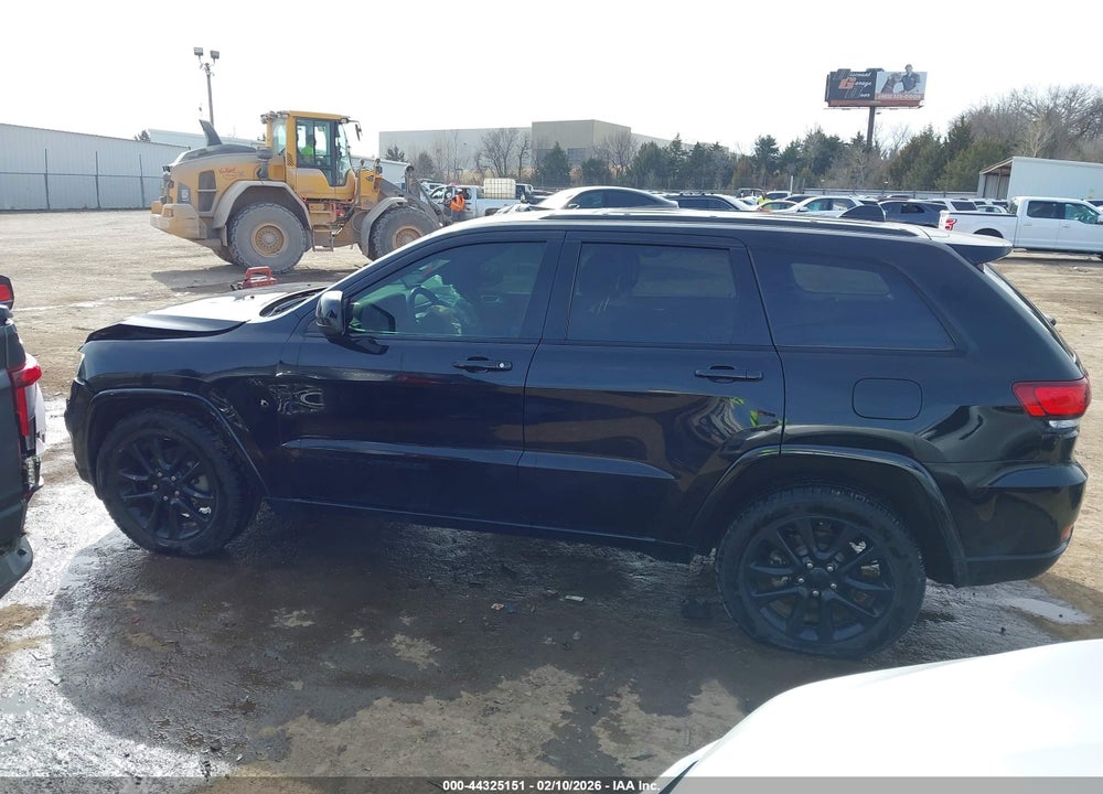 2018 JEEP GRAND CHEROKEE ALTITUDE 4X4 VIN: 1C4RJFAG8JC394432