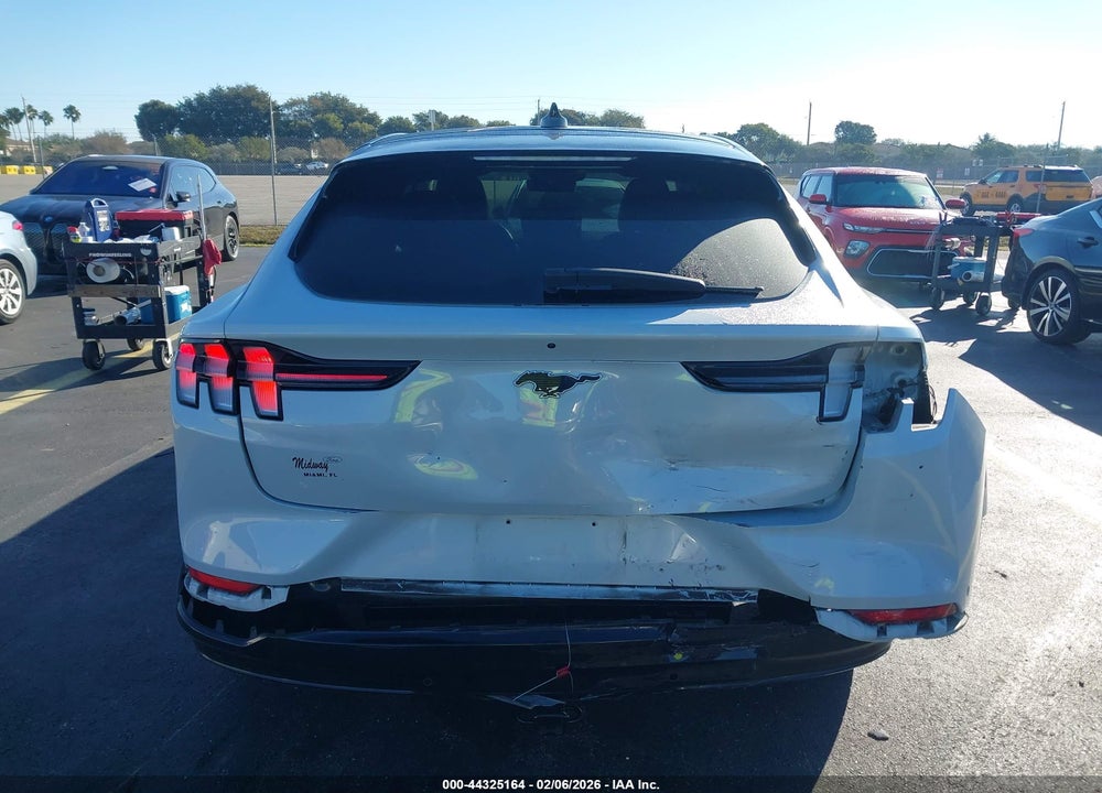 2021 FORD MUSTANG MACH-E PREMIUM VIN: 3FMTK3R72MMA62717