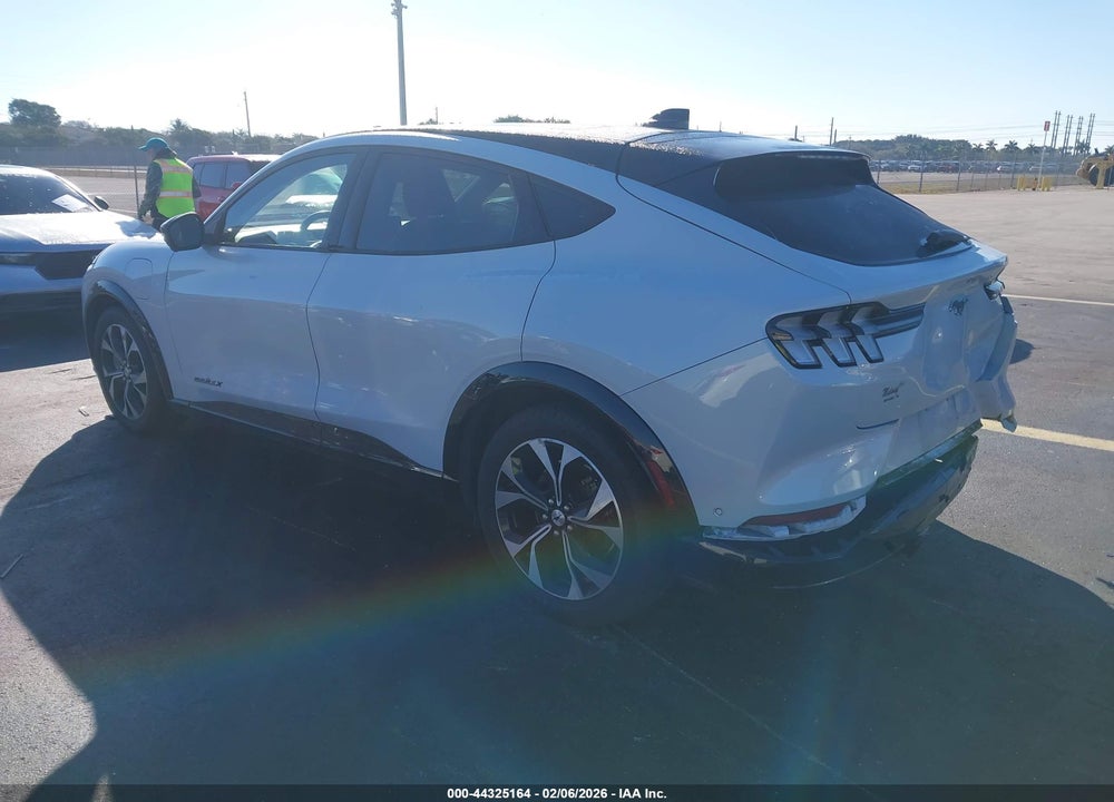 2021 FORD MUSTANG MACH-E PREMIUM VIN: 3FMTK3R72MMA62717