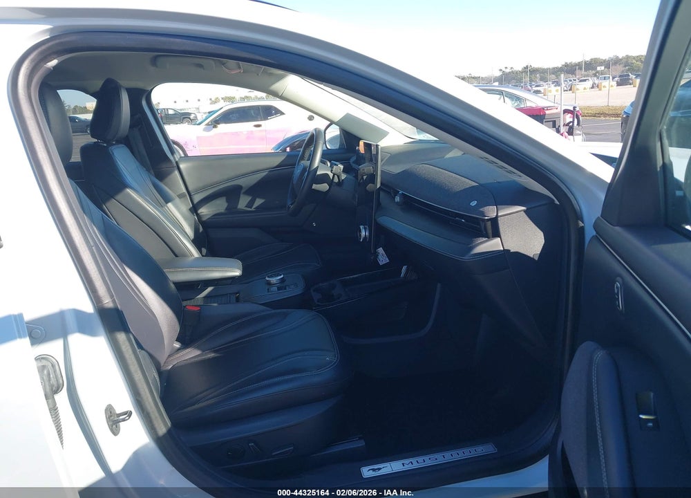 2021 FORD MUSTANG MACH-E PREMIUM VIN: 3FMTK3R72MMA62717