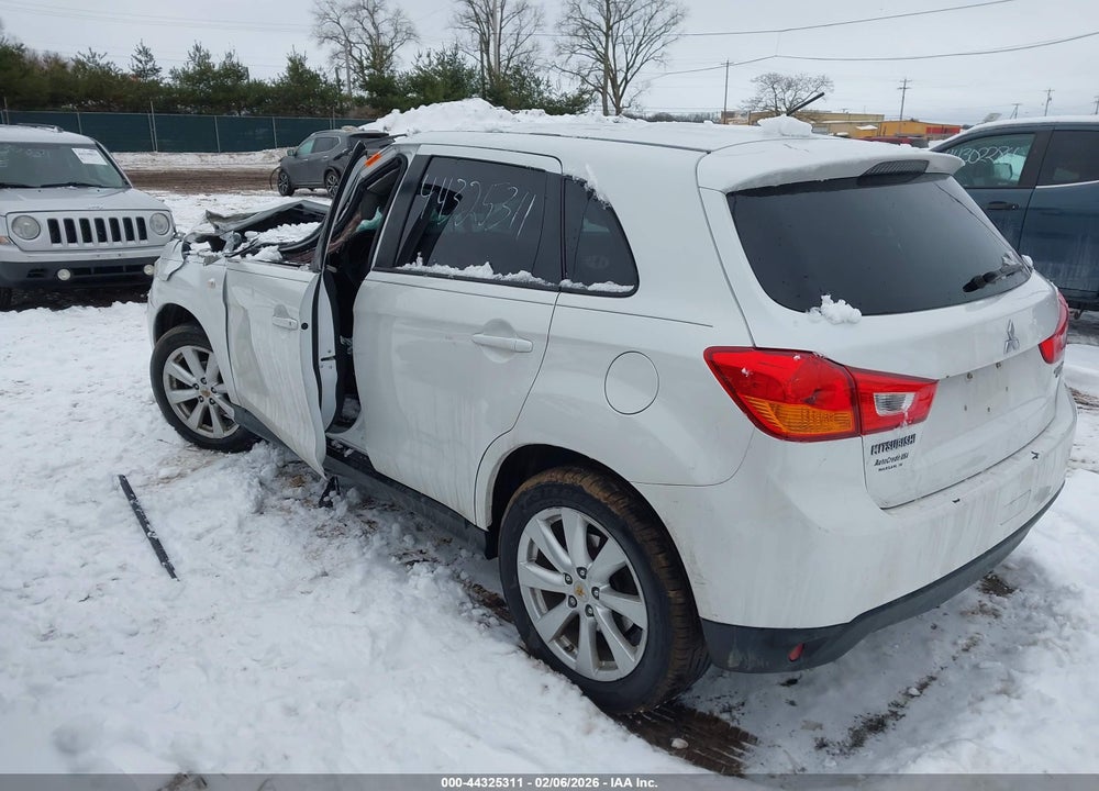 2015 MITSUBISHI OUTLANDER SPORT ES VIN: 4A4AP3AUXFE006914
