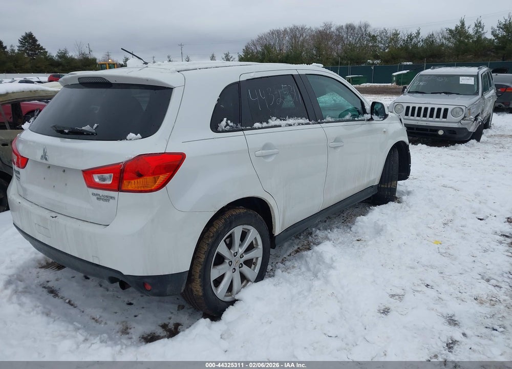 2015 MITSUBISHI OUTLANDER SPORT ES VIN: 4A4AP3AUXFE006914