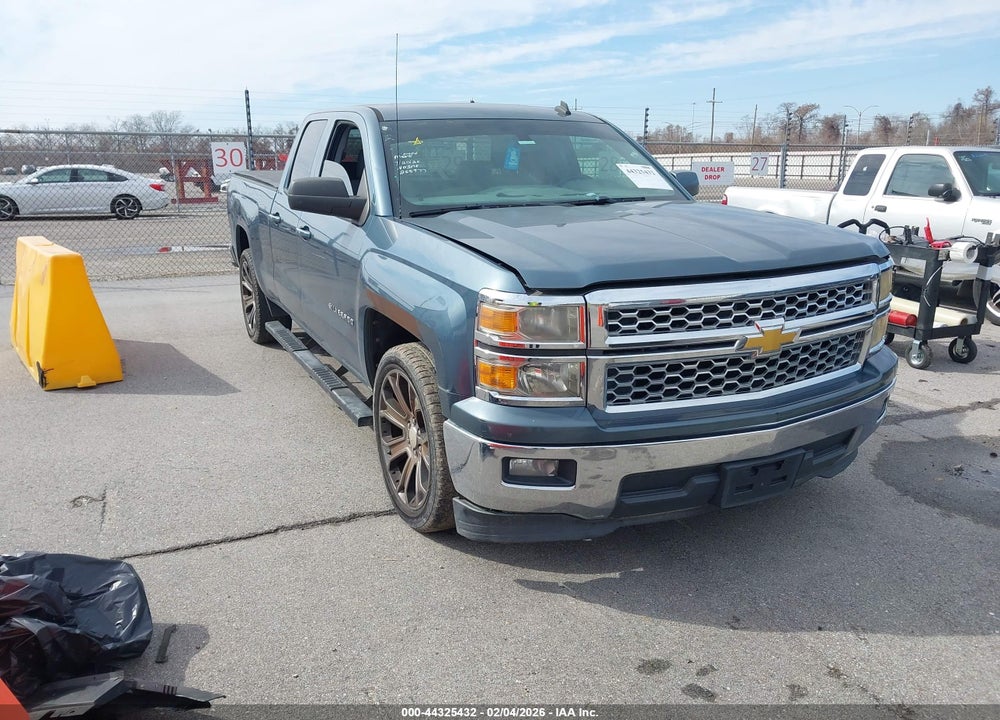 2014 CHEVROLET SILVERADO 1500 1LT VIN: 1GCRCREC5EZ255977