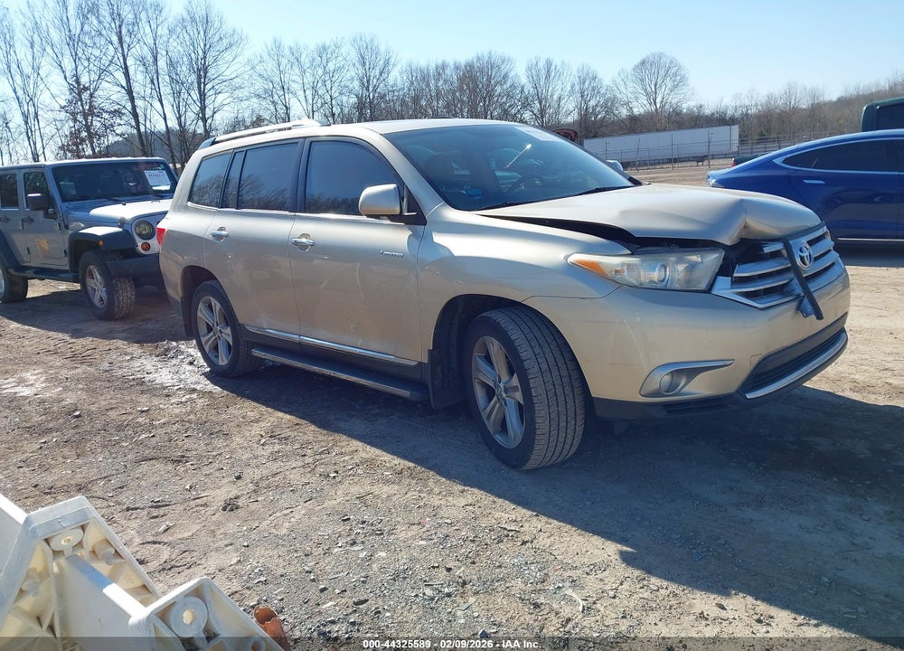2013 TOYOTA HIGHLANDER LIMITED V6 VIN: 5TDYK3EH7DS121172