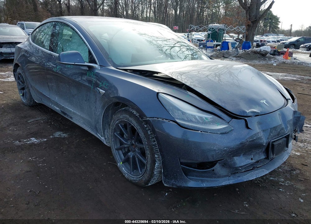 2018 TESLA MODEL 3 LONG RANGE/PERFORMANCE VIN: 5YJ3E1EB1JF183958