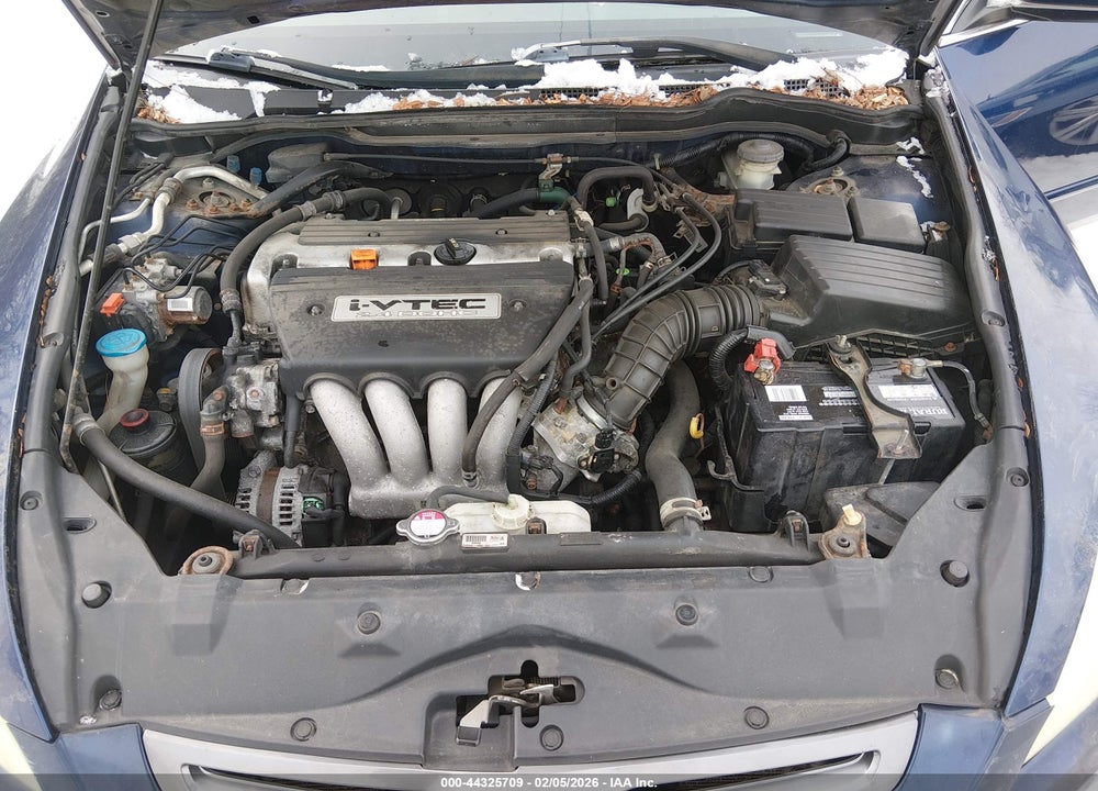 2004 HONDA ACCORD 2.4 LX VIN: 1HGCM56304A070695