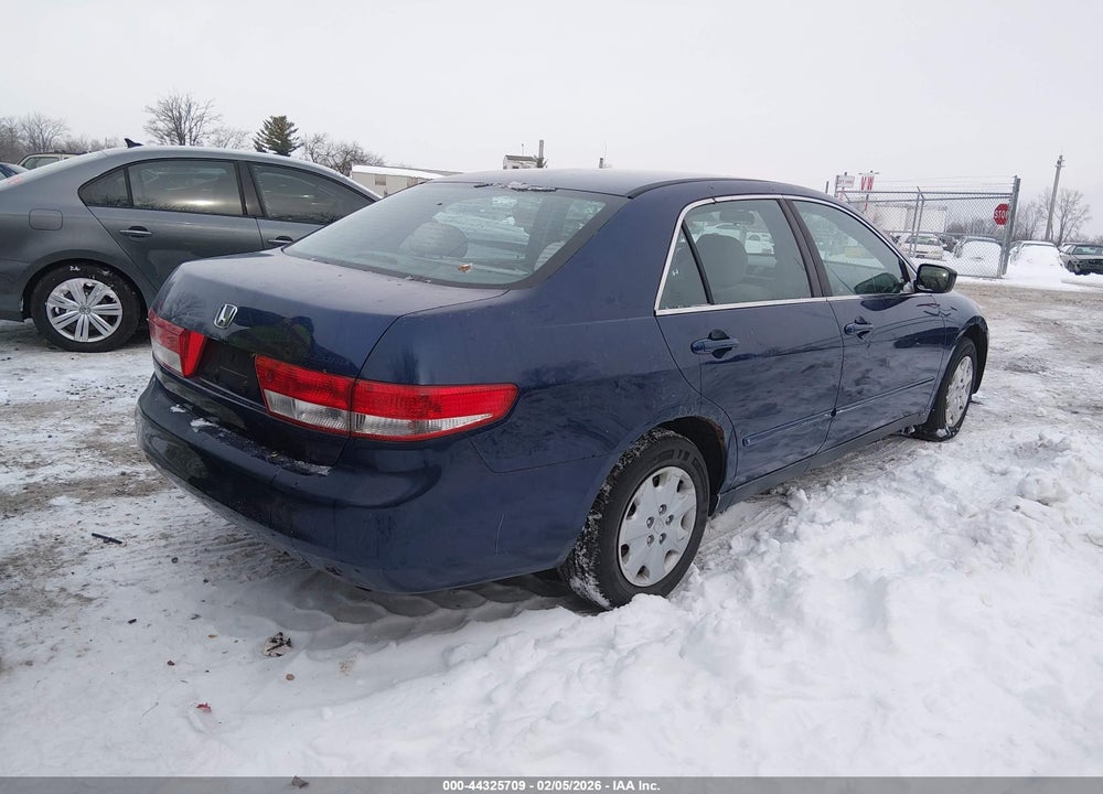 2004 HONDA ACCORD 2.4 LX VIN: 1HGCM56304A070695