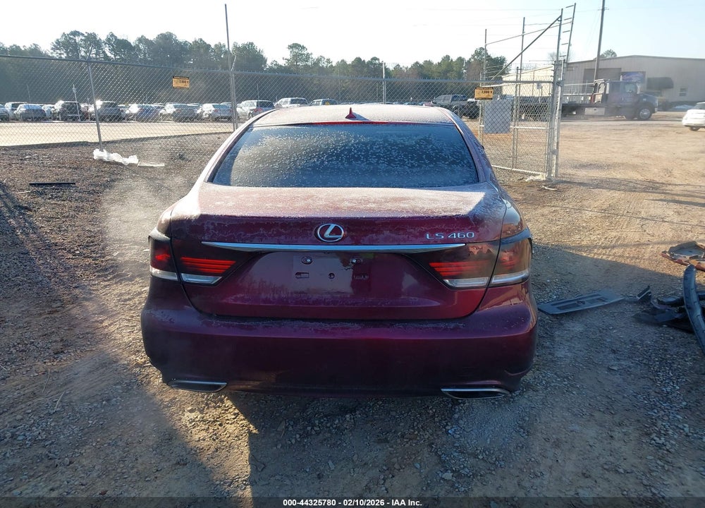 2013 LEXUS LS 460 VIN: JTHBL5EF3D5121560