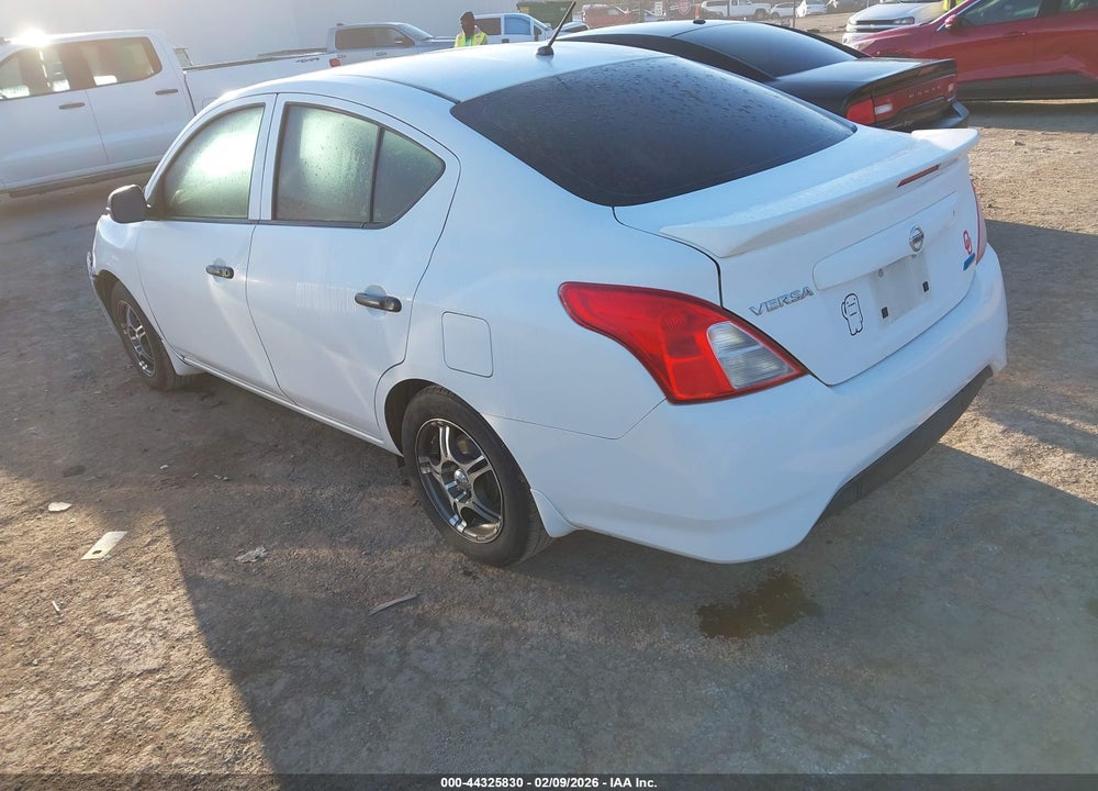 2015 NISSAN VERSA 1.6 S+ VIN: 3N1CN7AP4FL826335