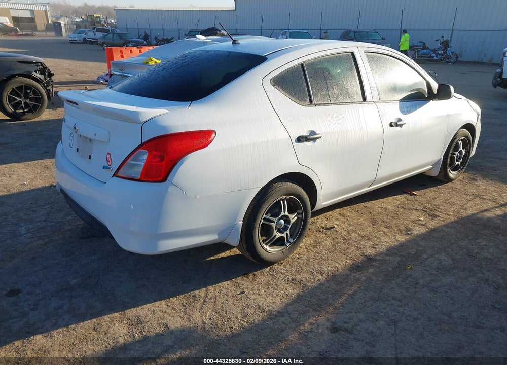 2015 NISSAN VERSA 1.6 S+ VIN: 3N1CN7AP4FL826335