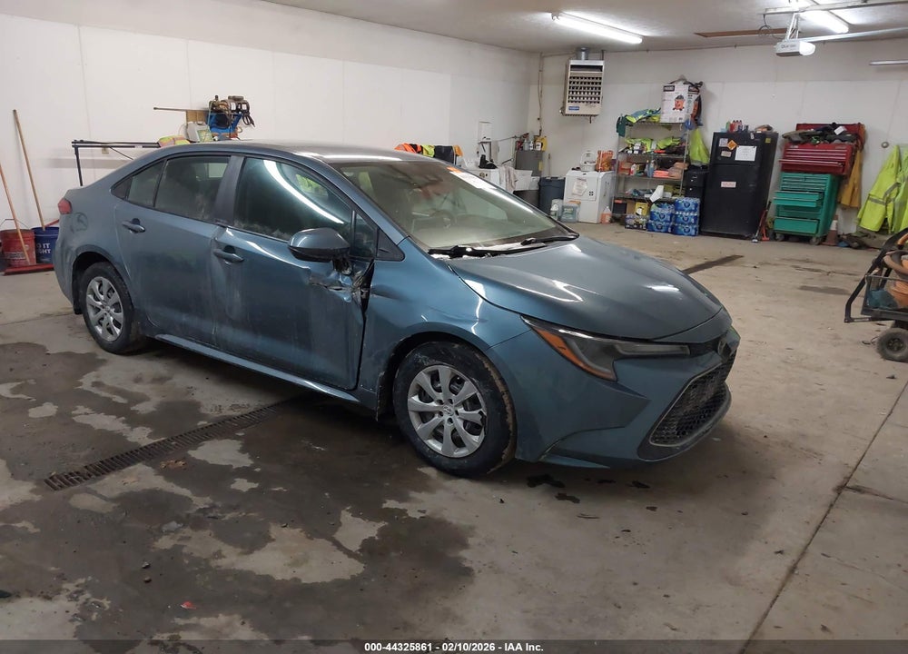 2020 TOYOTA COROLLA LE VIN: 5YFEPRAE2LP017425