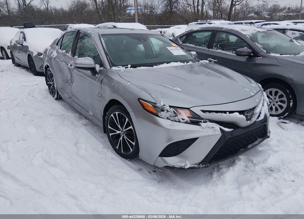 2020 TOYOTA CAMRY SE VIN: 4T1G11AK5LU857781