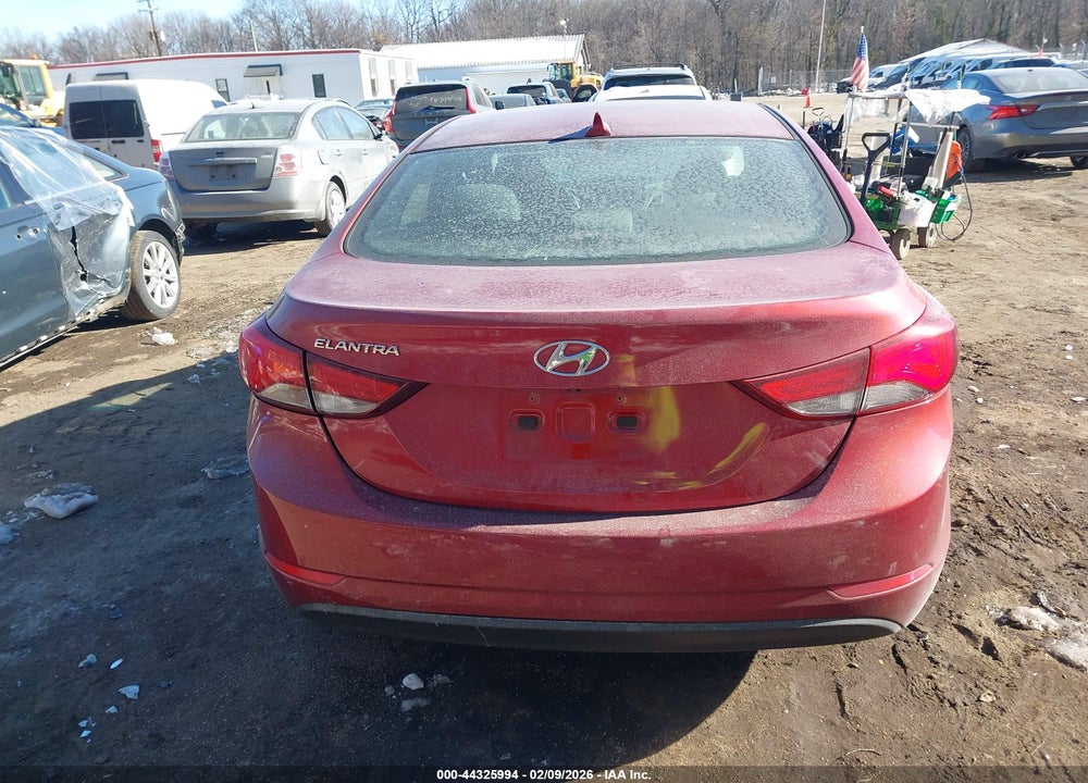 2015 HYUNDAI ELANTRA SE VIN: 5NPDH4AE7FH605687
