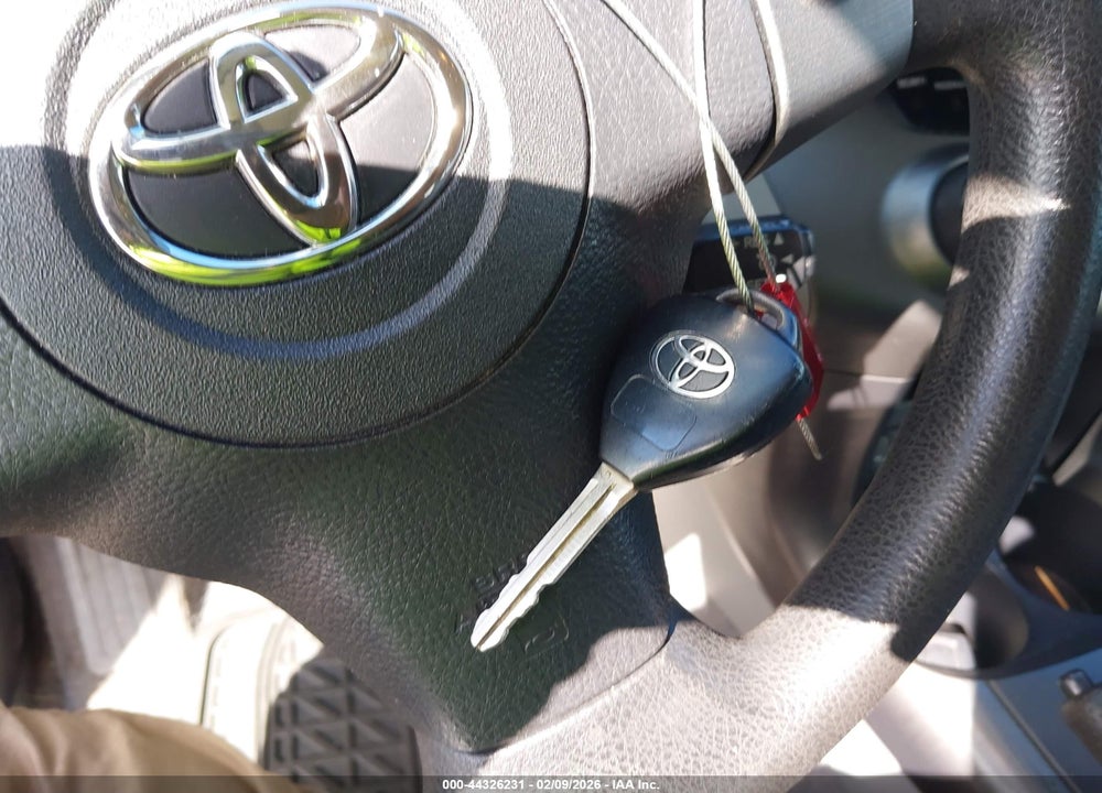 2012 TOYOTA RAV4 VIN: 2T3BF4DV0CW235017