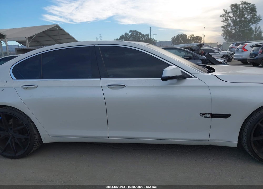 2011 BMW 740I VIN: WBAKA4C51BC612677