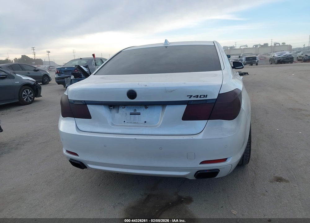 2011 BMW 740I VIN: WBAKA4C51BC612677