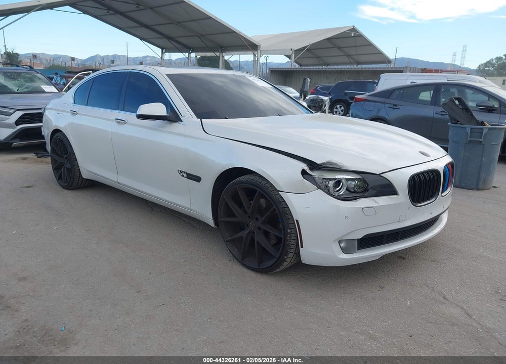 2011 BMW 740I VIN: WBAKA4C51BC612677