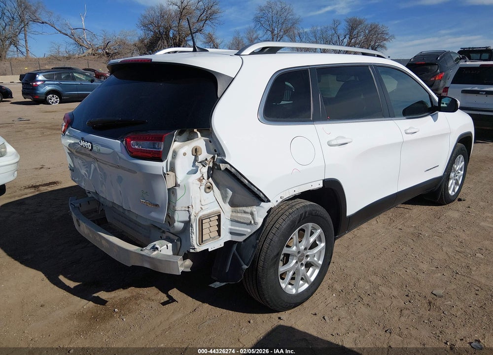 2017 JEEP CHEROKEE LATITUDE 4X4 VIN: 1C4PJMCB1HW605413