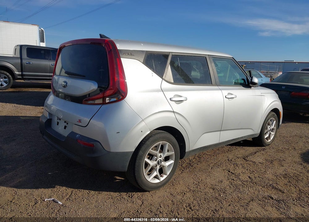 2021 KIA SOUL S VIN: KNDJ23AU7M7747674