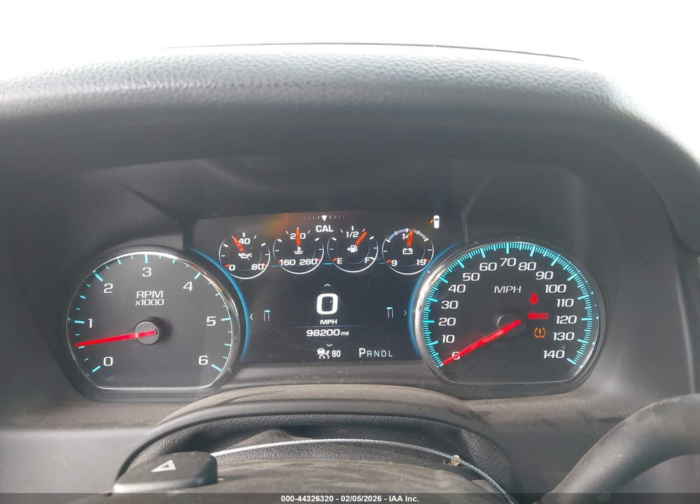 2018 GMC YUKON XL DENALI VIN: 1GKS2HKJ2JR303113