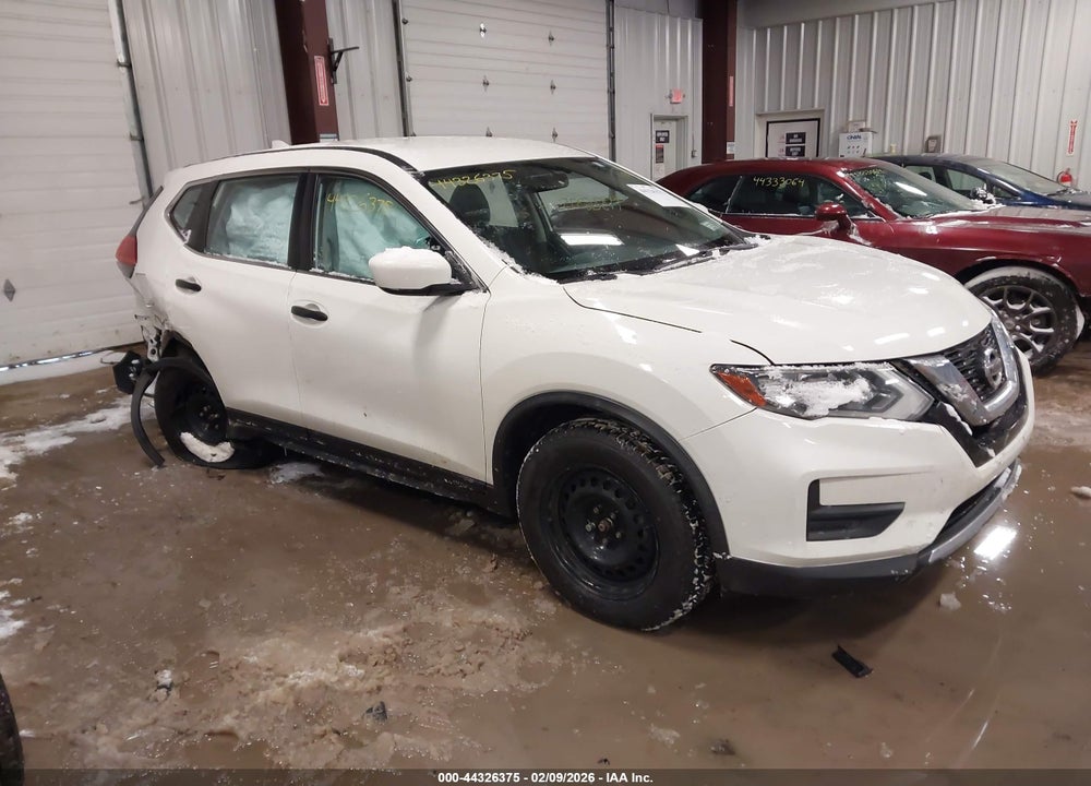 2017 NISSAN ROGUE S VIN: JN8AT2MV1HW013639