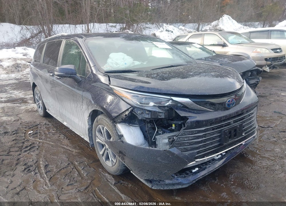 2025 TOYOTA SIENNA PLATINUM VIN: 5TDESKFC7SS164441