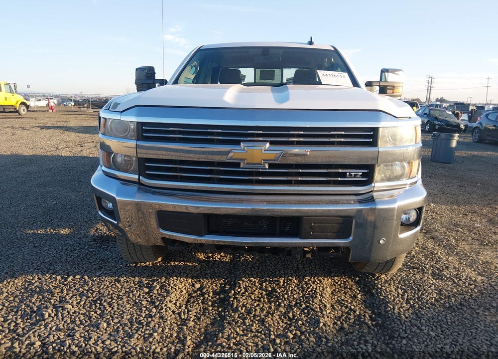 2015 CHEVROLET SILVERADO 2500HD LTZ VIN: 1GC1KWE80FF683193