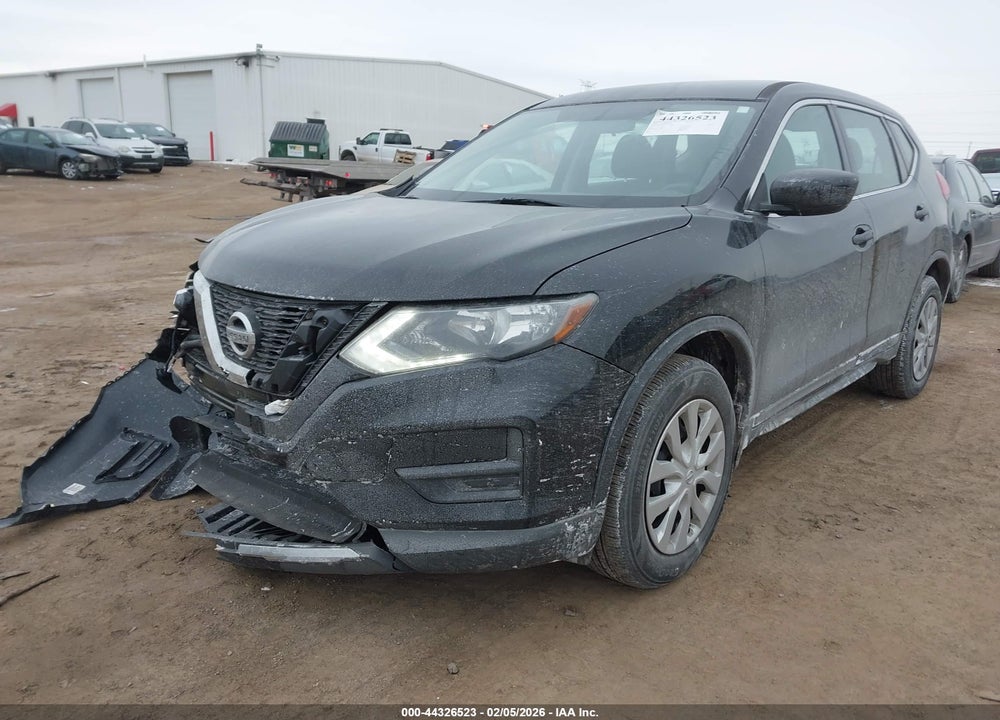 2017 NISSAN ROGUE S VIN: 5N1AT2MV5HC807584