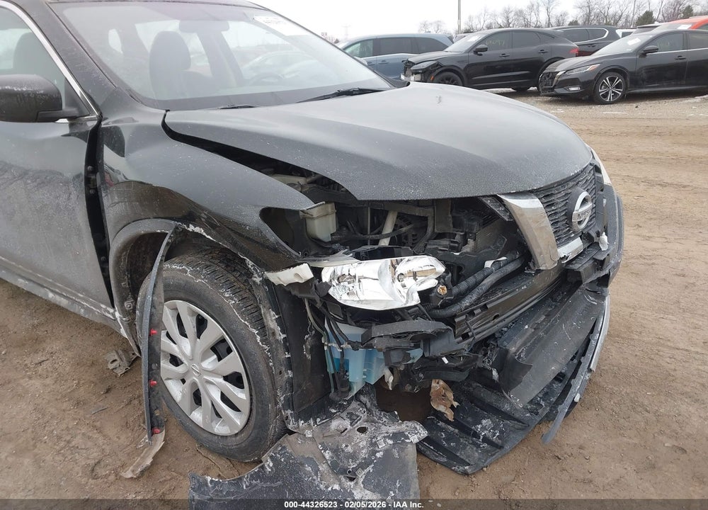 2017 NISSAN ROGUE S VIN: 5N1AT2MV5HC807584