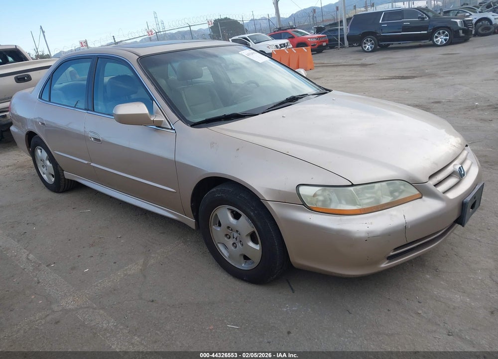 2001 HONDA ACCORD 3.0 EX VIN: 1HGCG16591A059403