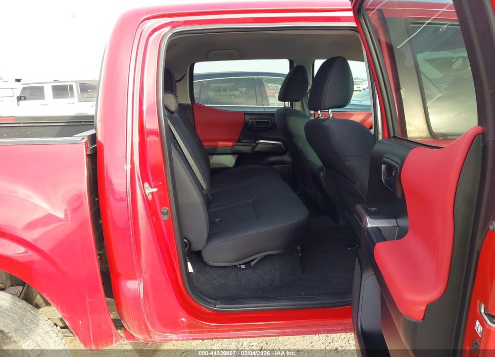 2019 TOYOTA TACOMA 2WD SR5/TRD SPORT VIN: 5TFAZ5CN0KX077475