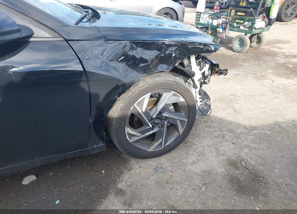 2025 HYUNDAI ELANTRA SEL SPORT VIN: KMHLM4DG6SU046911
