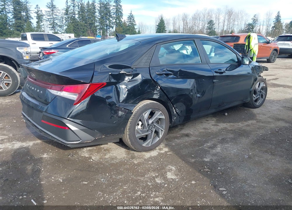 2025 HYUNDAI ELANTRA SEL SPORT VIN: KMHLM4DG6SU046911