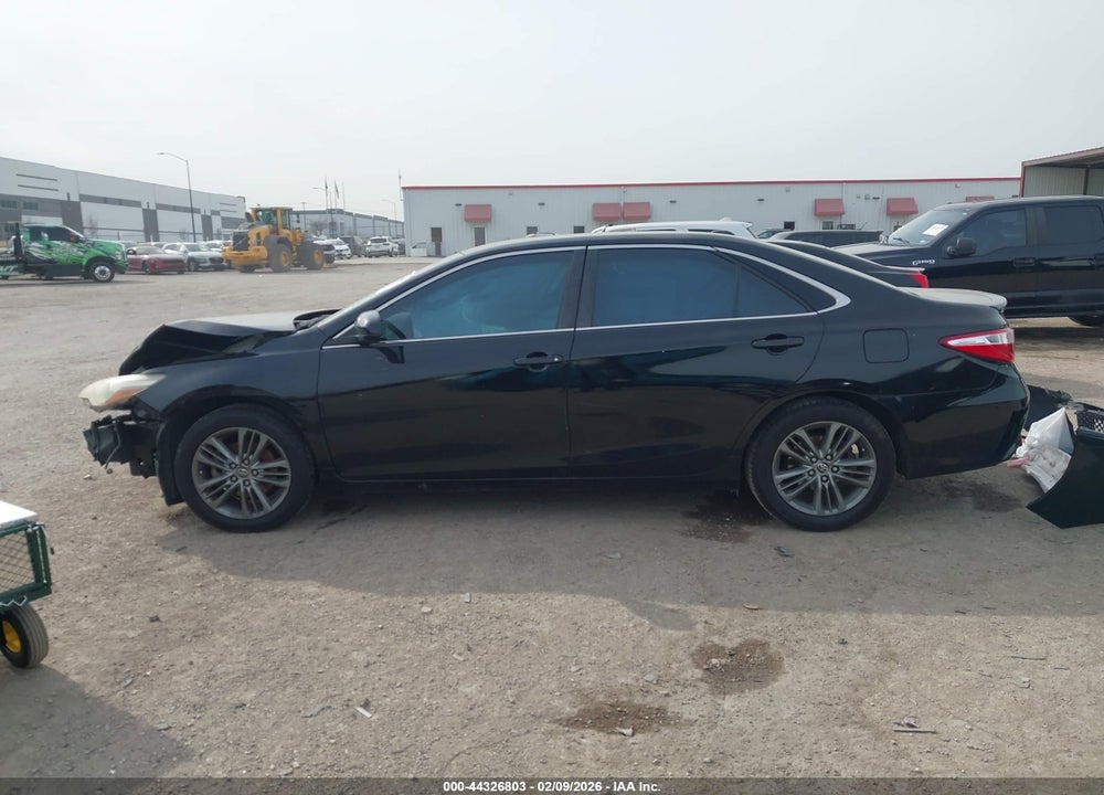 2015 TOYOTA CAMRY SE VIN: 4T1BF1FK6FU007604