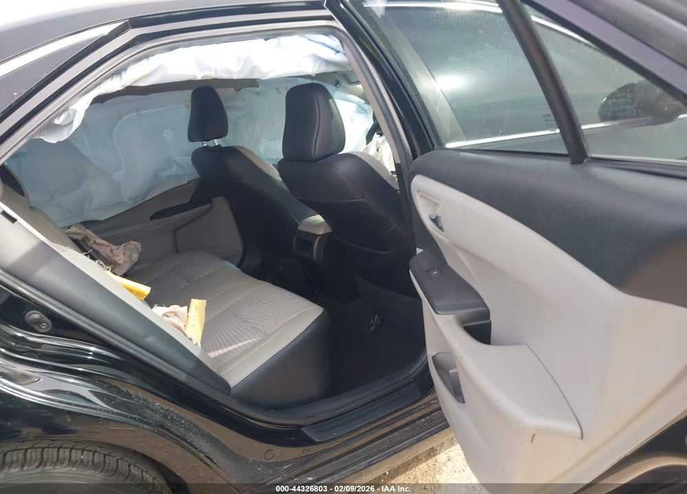 2015 TOYOTA CAMRY SE VIN: 4T1BF1FK6FU007604