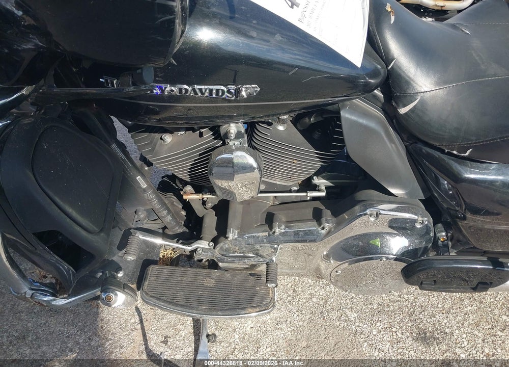 2015 HARLEY-DAVIDSON FLHTKL ULTRA LIMITED LOW VIN: 1HD1KKL14FB682665