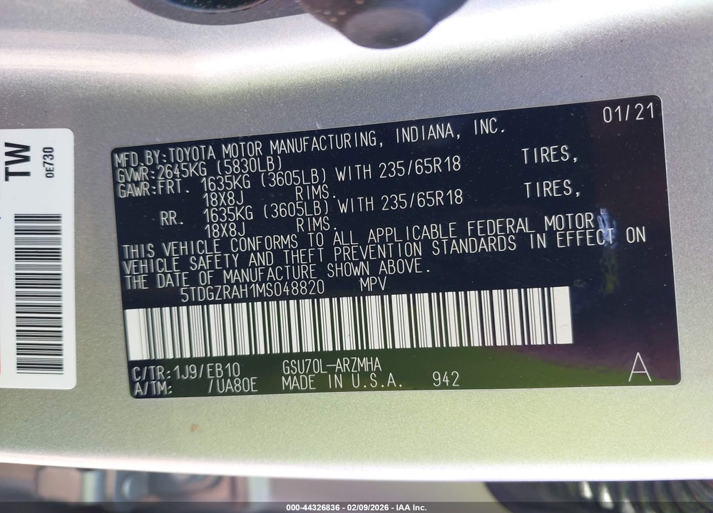 2021 TOYOTA HIGHLANDER XLE VIN: 5TDGZRAH1MS048820
