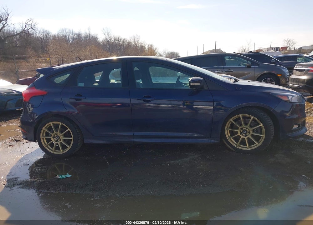 2017 FORD FOCUS ST VIN: 1FADP3L97HL221765