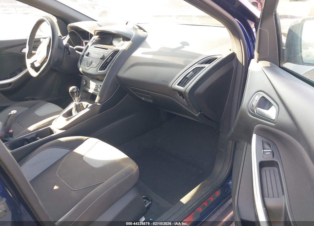 2017 FORD FOCUS ST VIN: 1FADP3L97HL221765