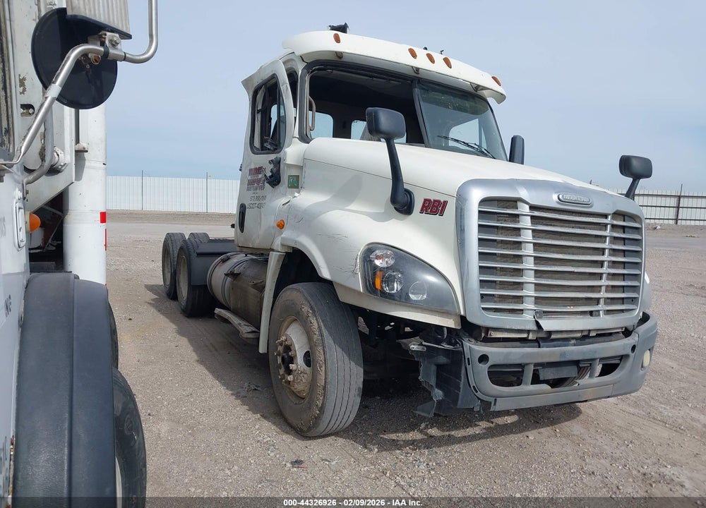 2016 FREIGHTLINER CASCADIA 125 VIN: 3AKJGEDV5GDHC4164