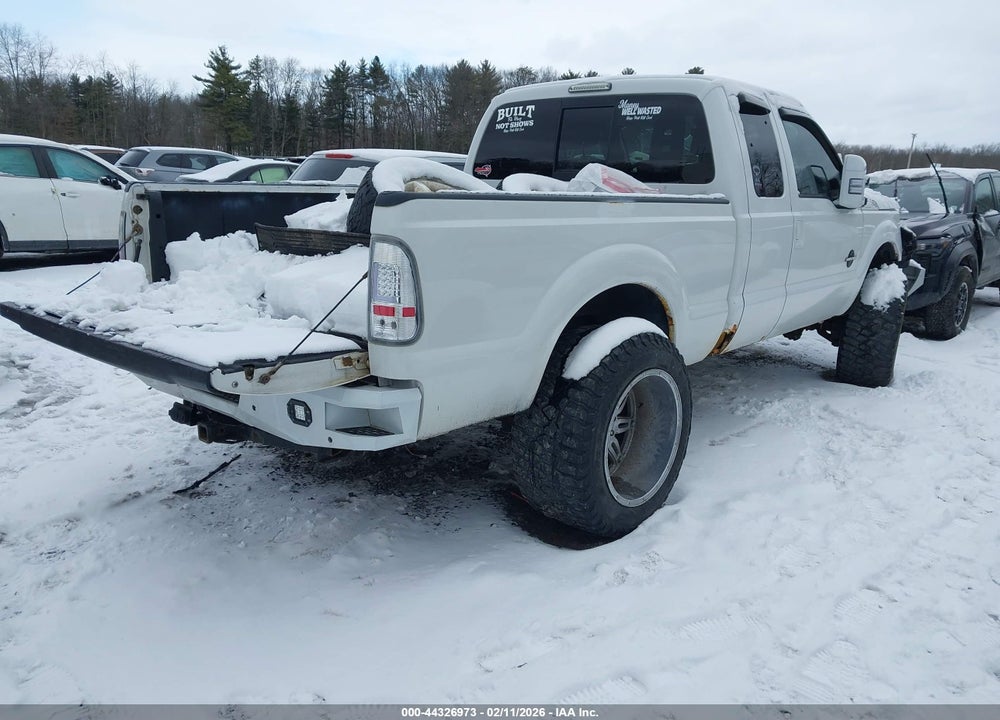 2011 FORD F-350 LARIAT VIN: 1FT8X3BT6BEC79709