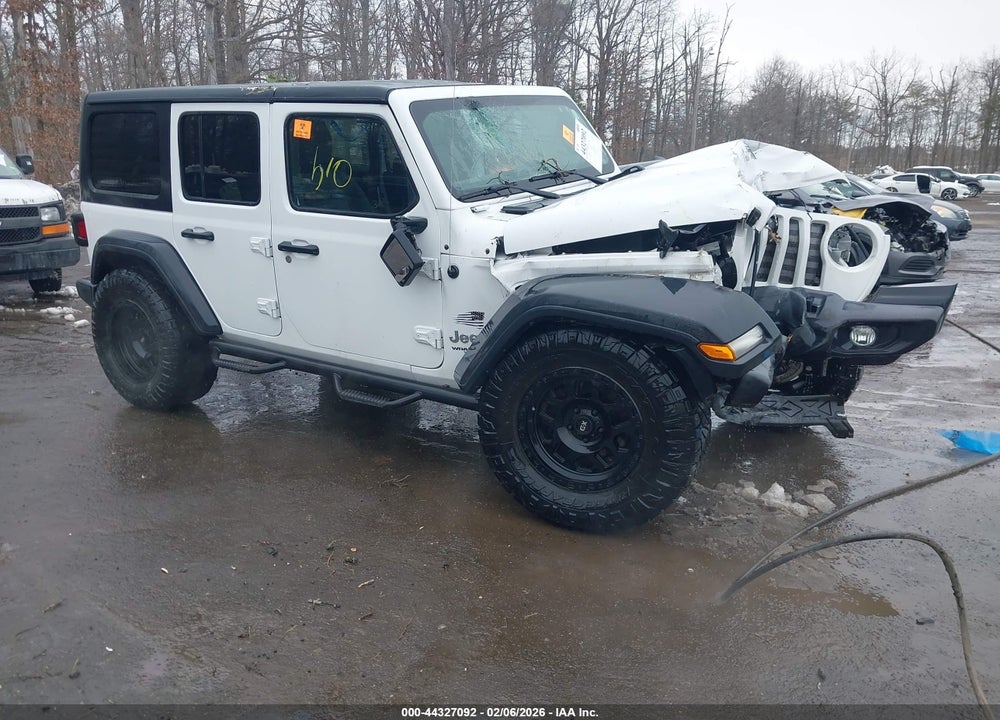 2020 JEEP WRANGLER UNLIMITED SPORT S 4X4 VIN: 1C4HJXDG3LW170760