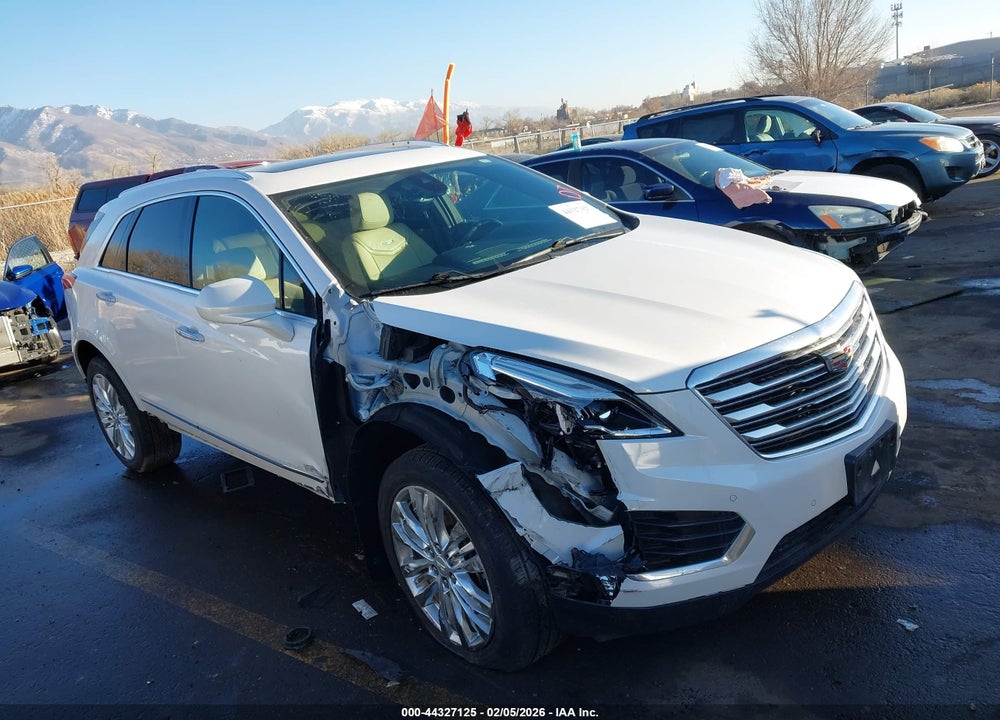 2019 CADILLAC XT5 PREMIUM LUXURY VIN: 1GYKNFRS3KZ276733
