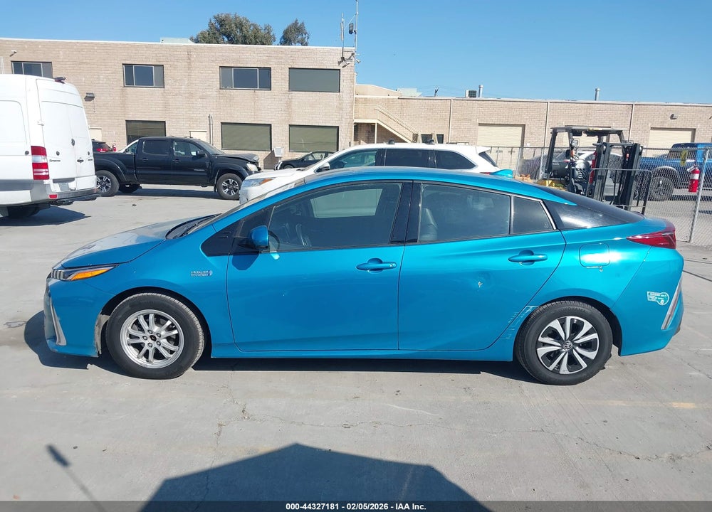 2018 TOYOTA PRIUS PRIME PREMIUM VIN: JTDKARFP3J3081803